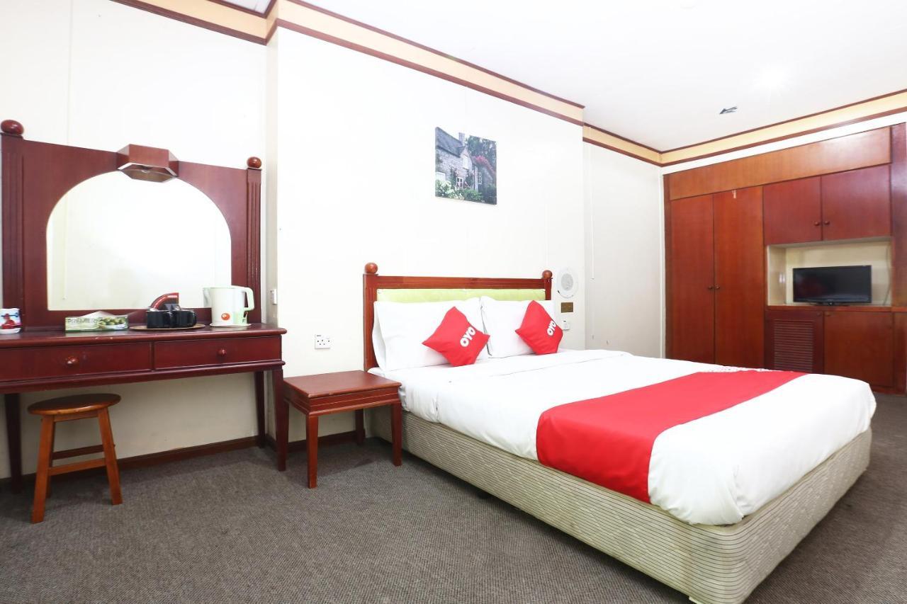 Oyo 89489 Al Ansar Hotel Kota Bharu Kültér fotó