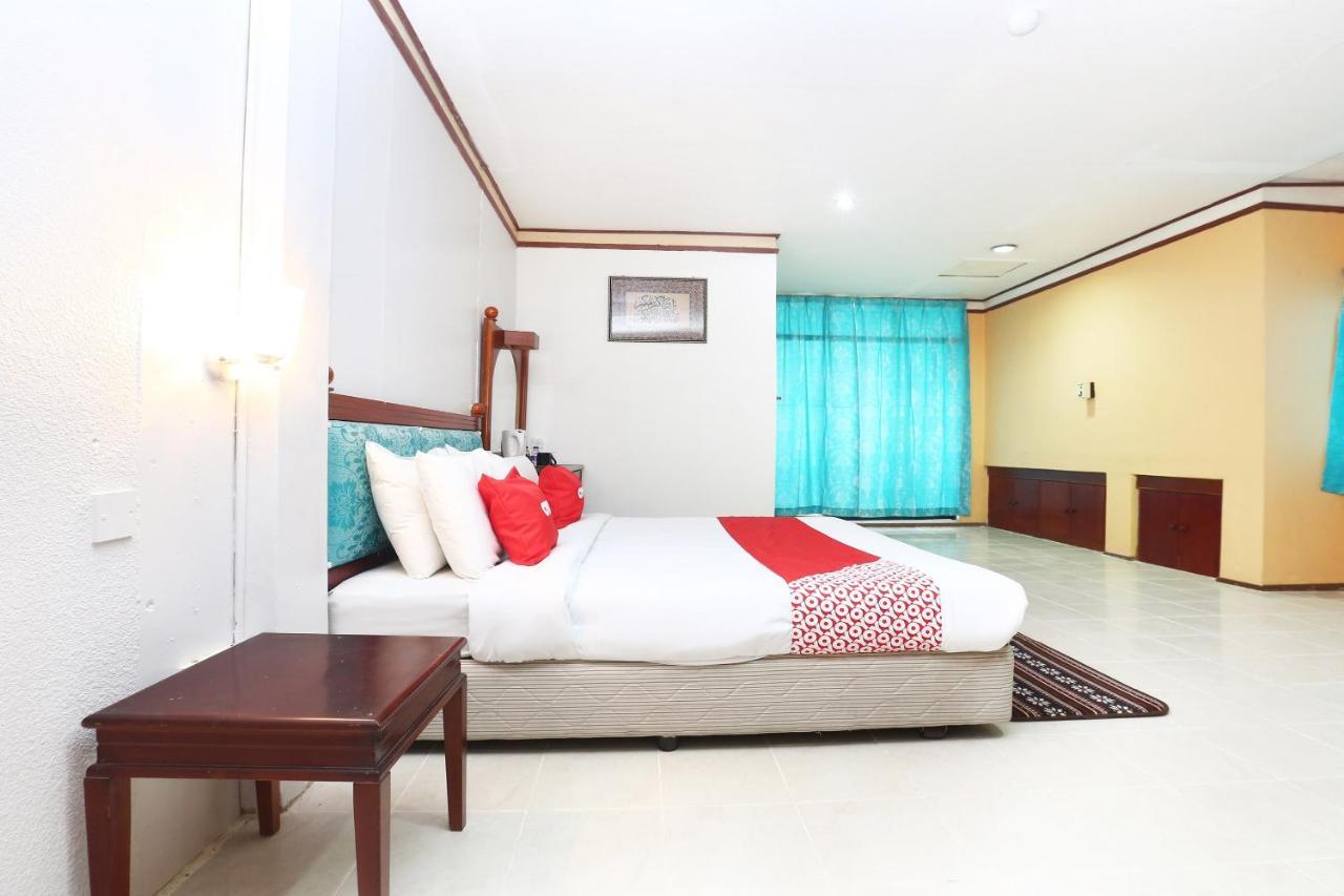 Oyo 89489 Al Ansar Hotel Kota Bharu Kültér fotó
