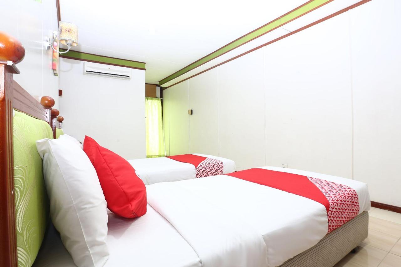 Oyo 89489 Al Ansar Hotel Kota Bharu Kültér fotó