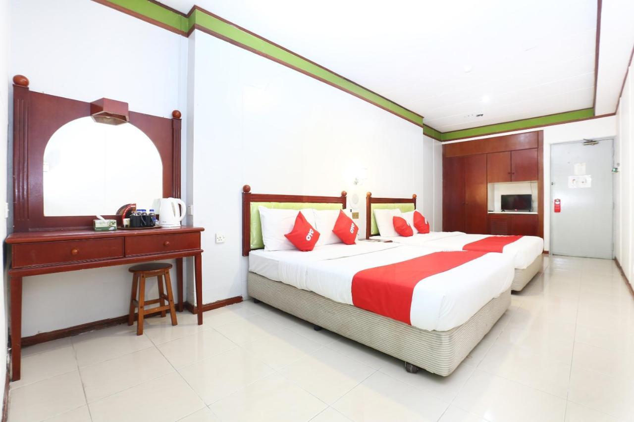 Oyo 89489 Al Ansar Hotel Kota Bharu Kültér fotó