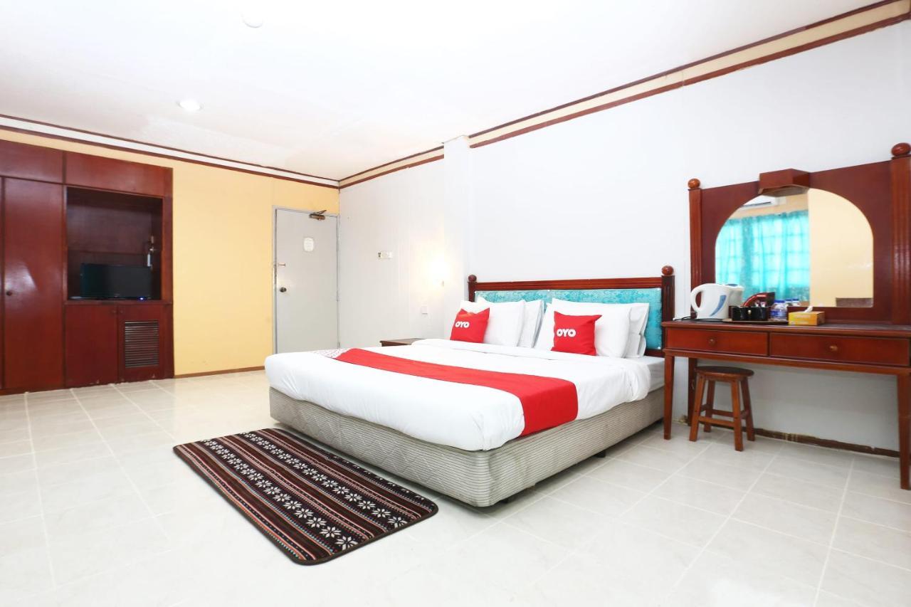 Oyo 89489 Al Ansar Hotel Kota Bharu Kültér fotó