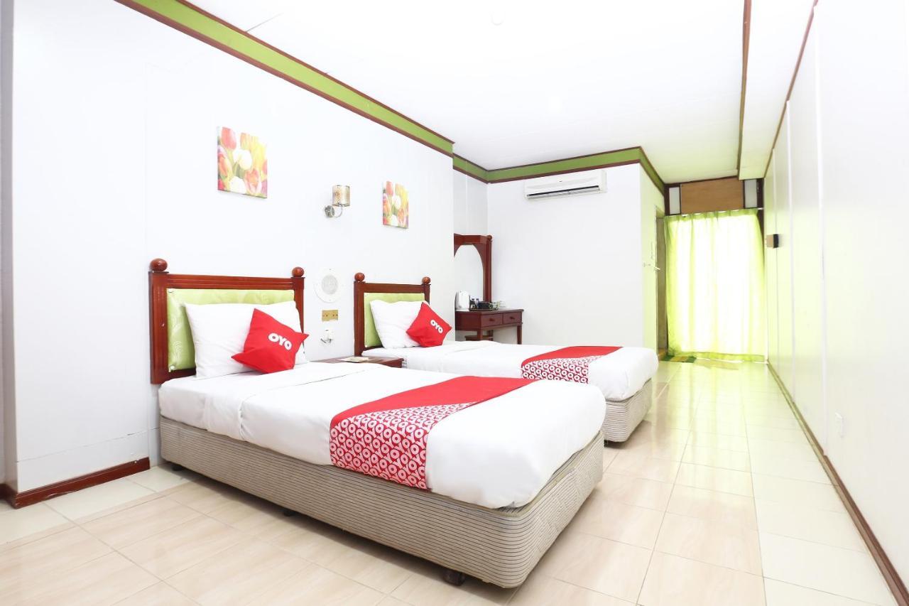 Oyo 89489 Al Ansar Hotel Kota Bharu Kültér fotó