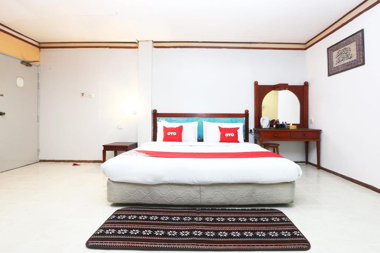 Oyo 89489 Al Ansar Hotel Kota Bharu Kültér fotó
