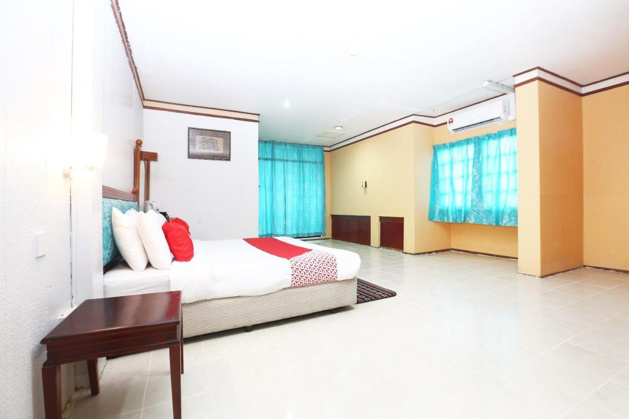 Oyo 89489 Al Ansar Hotel Kota Bharu Kültér fotó